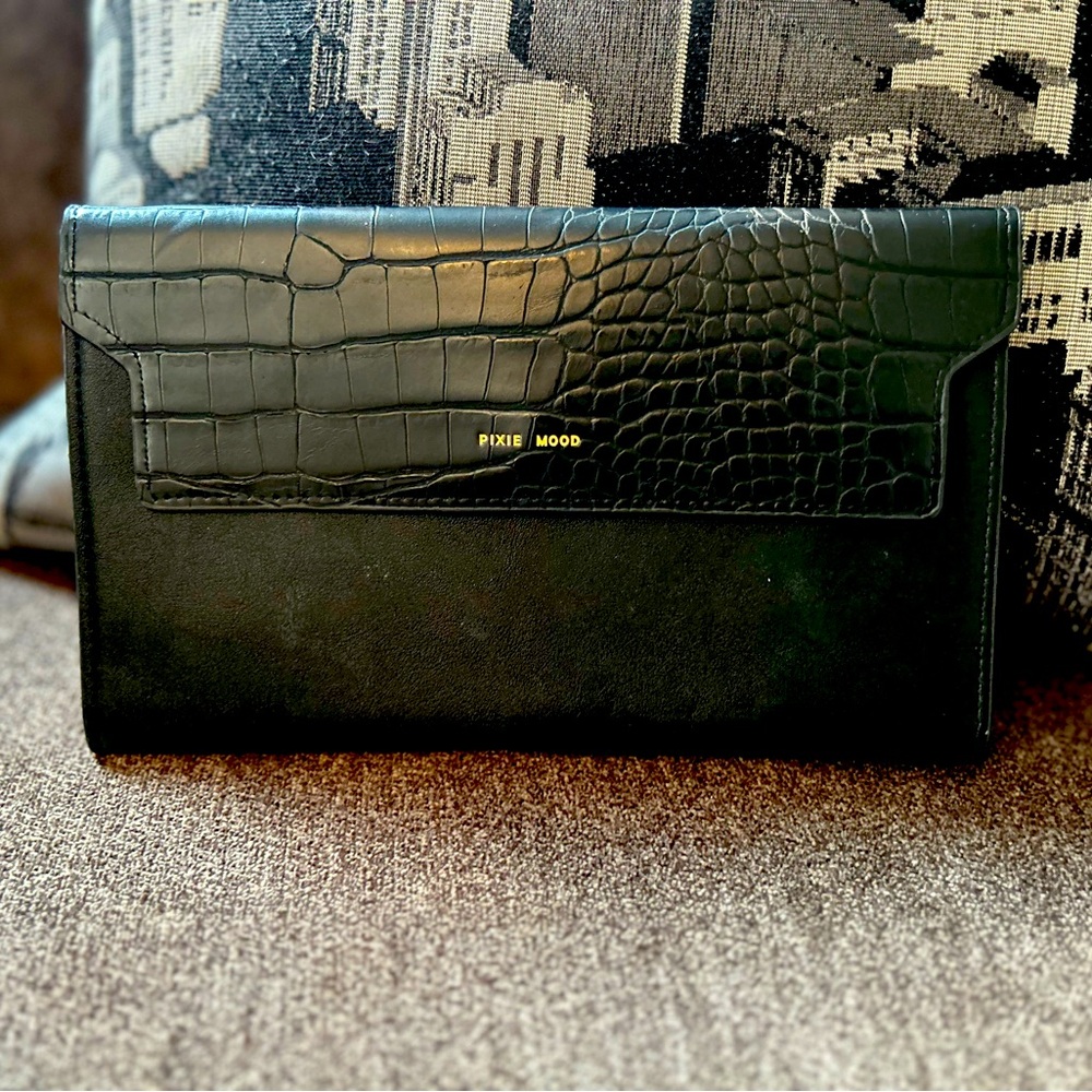 Pixie Mood Bianca Travel Organizer in black croc (new)